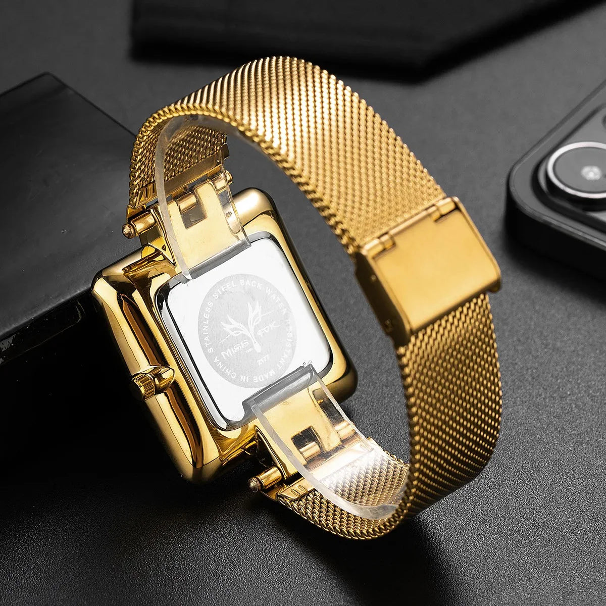 VALDOR SQUARE WATCH