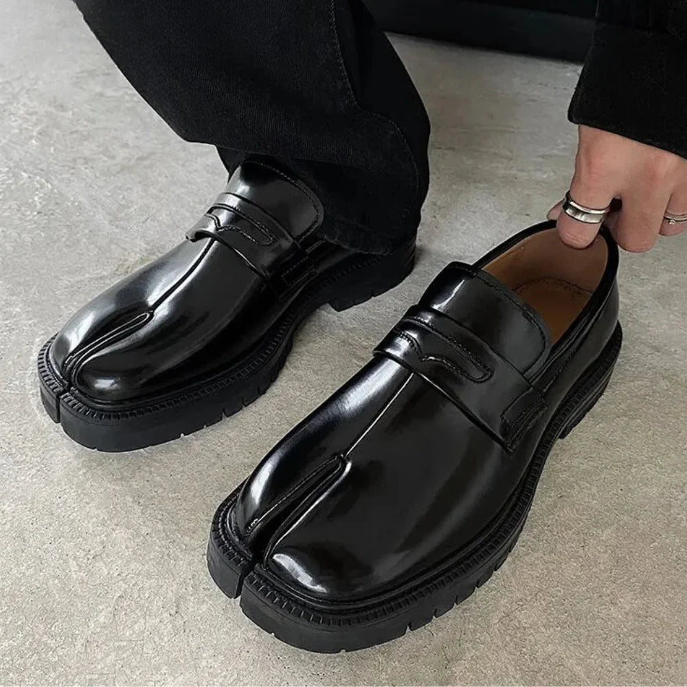 CLACK DRESS SHOES