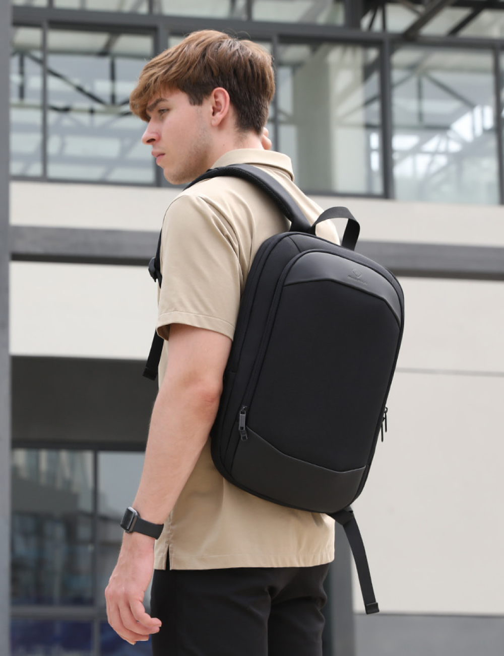 URBAN EXPAND BACKPACK