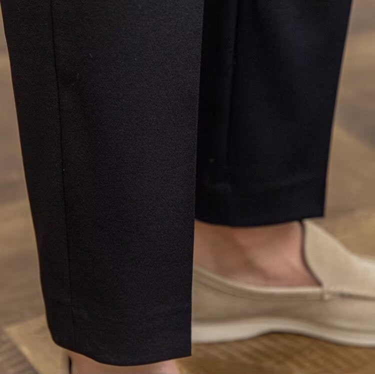 PREMIUM PLEATED PANTS