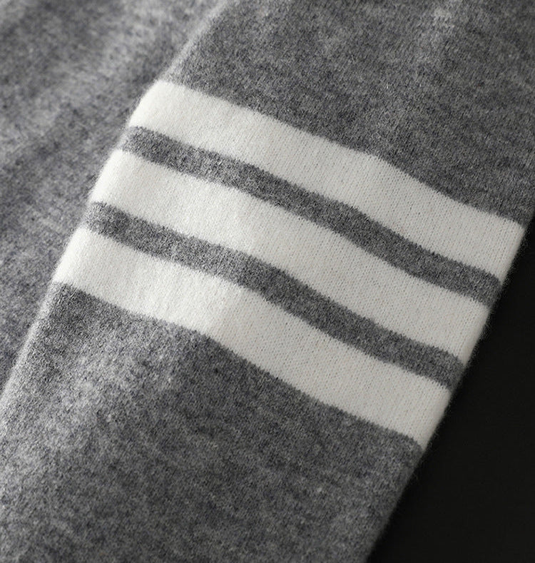 CLASSIC WOOL KNIT CARDIGAN