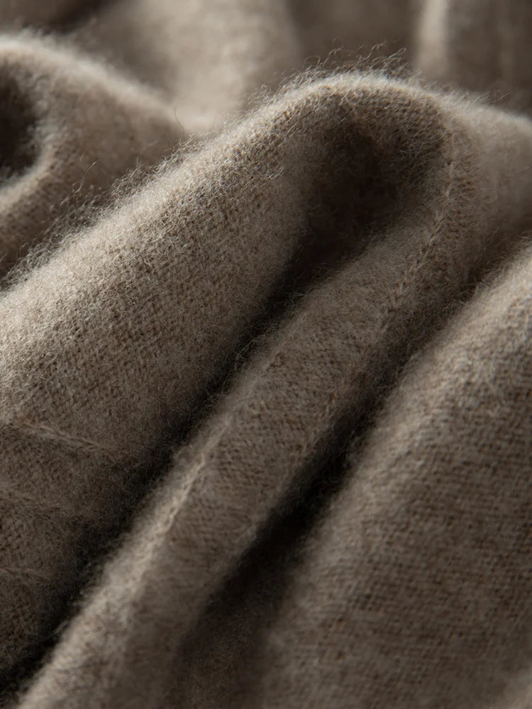 100% CASHMERE SWEATER