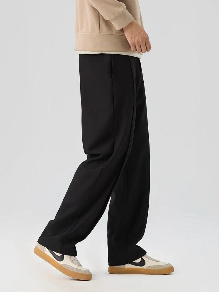 CLASSICFLOW CASUAL PANTS