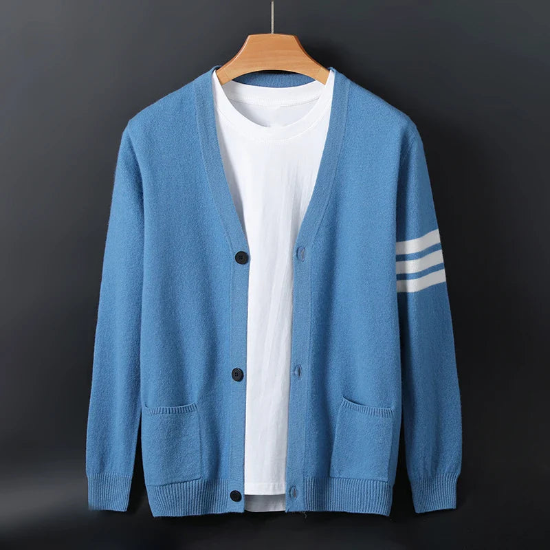 CLASSIC WOOL KNIT CARDIGAN