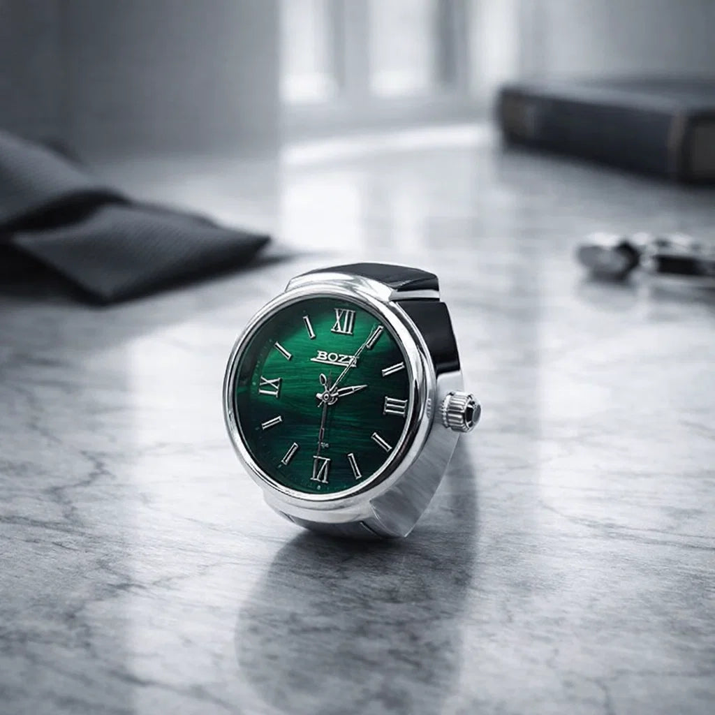 THE HERITAGE SIGNET WATCH